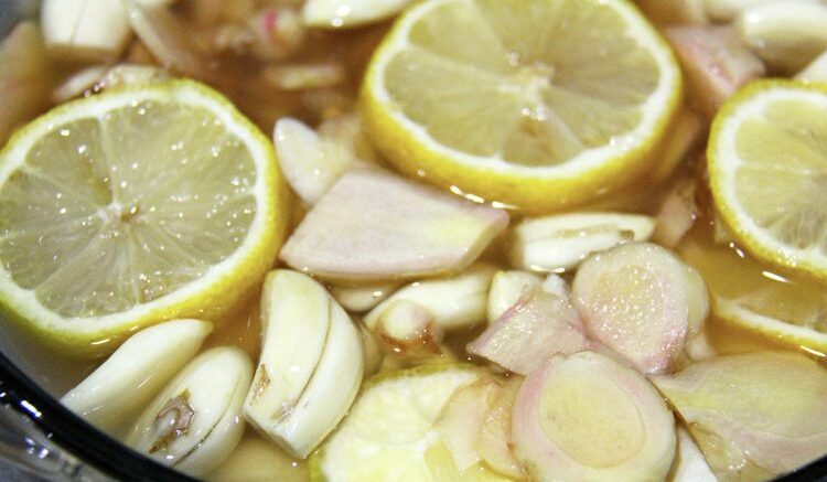 Kjo recet me hudhër dhe limon nuk i shëron shqiptarët nga semundjet e perhapura